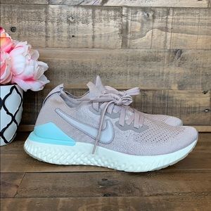 Nike Womens Epic React Flyknit 2 Size 7.5